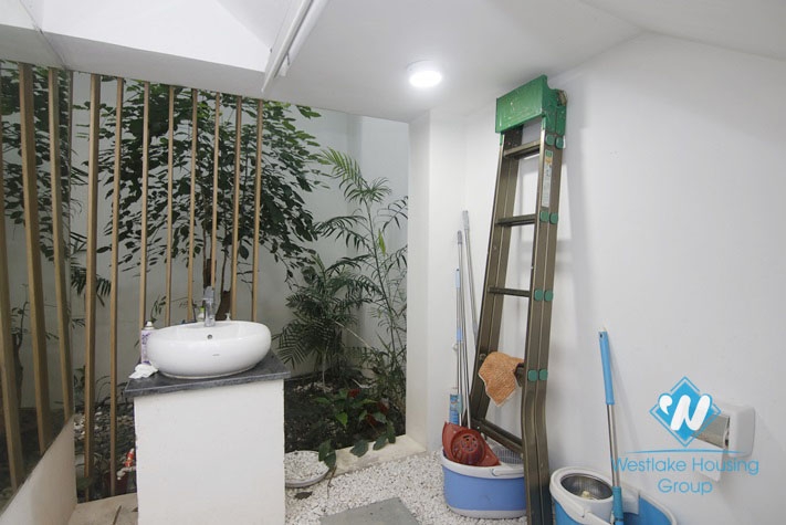 A calm and luxury villa for rent in Vinhome Riverside Long Bien, Hanoi
